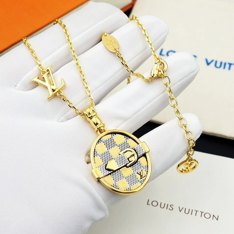 Louis Vuitton Necklaces Comfortable 248420