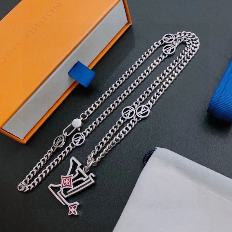 Louis Vuitton Necklaces Resilient 248416