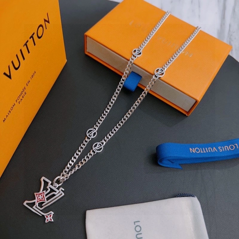 Louis Vuitton Necklaces Resilient 248416