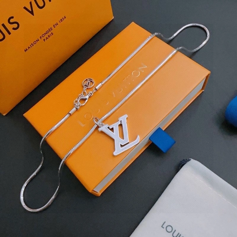 Louis Vuitton Necklaces ModernLook 248417