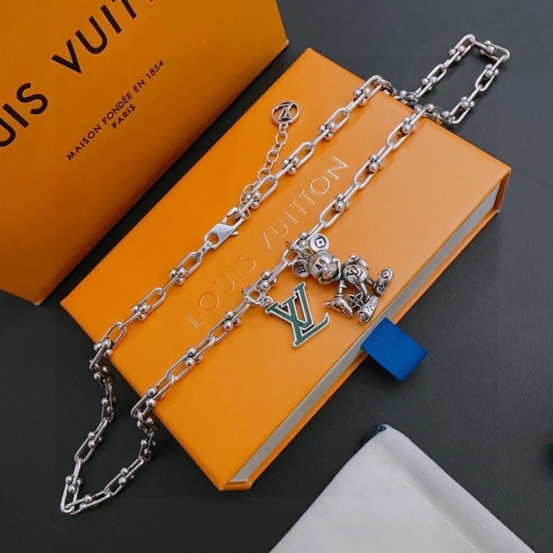 Louis Vuitton Necklaces MoistureWicking 248414