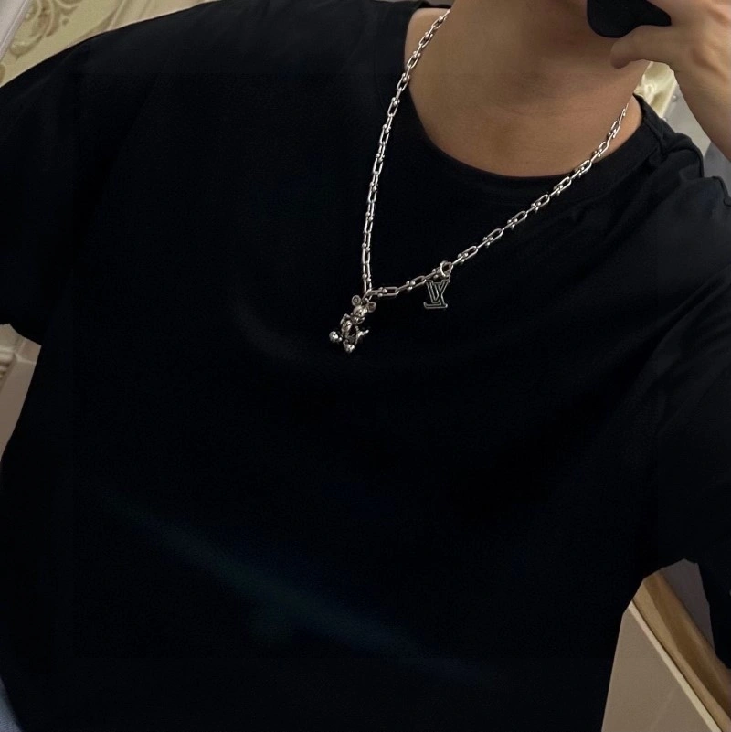 Louis Vuitton Necklaces MoistureWicking 248414