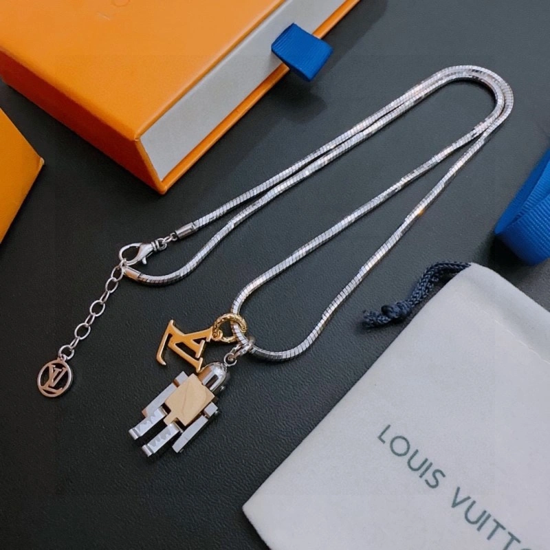 Bright Louis Vuitton Necklaces 248412