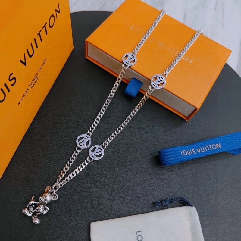 Louis Vuitton Necklaces Lightweight 248413