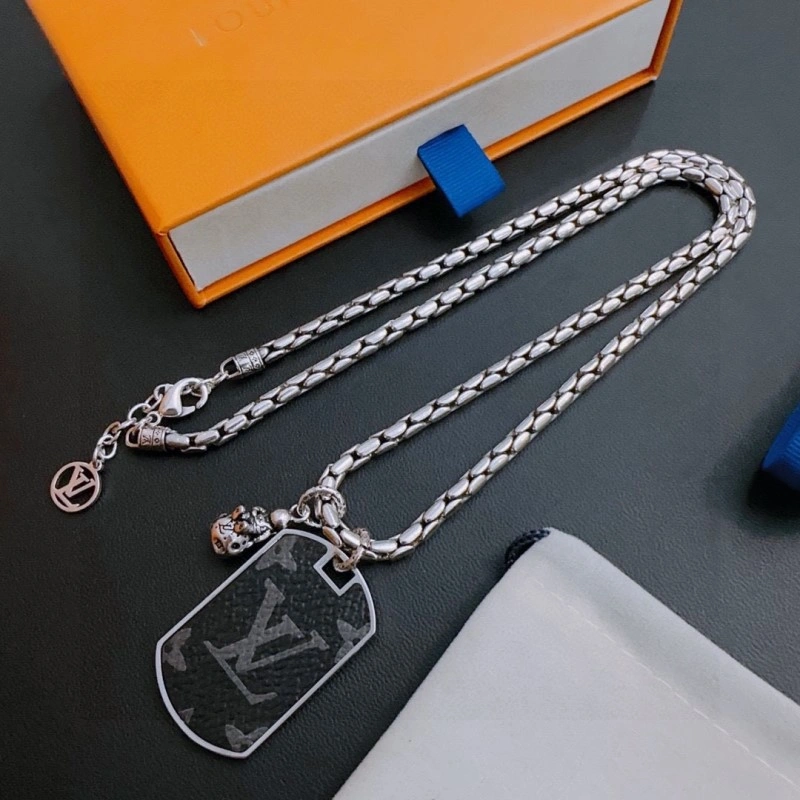 Casual Louis Vuitton Necklaces 248407