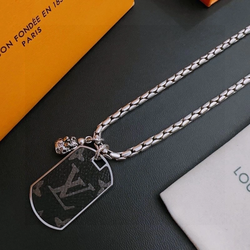 Casual Louis Vuitton Necklaces 248407