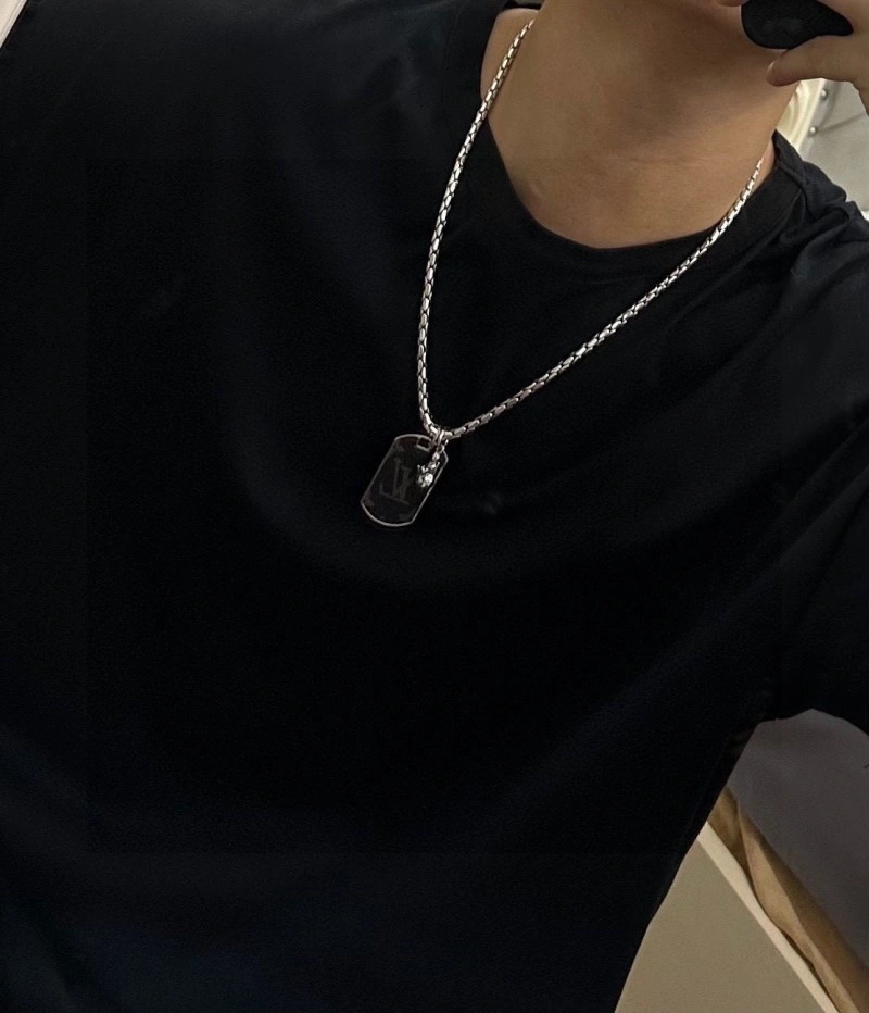 Casual Louis Vuitton Necklaces 248407