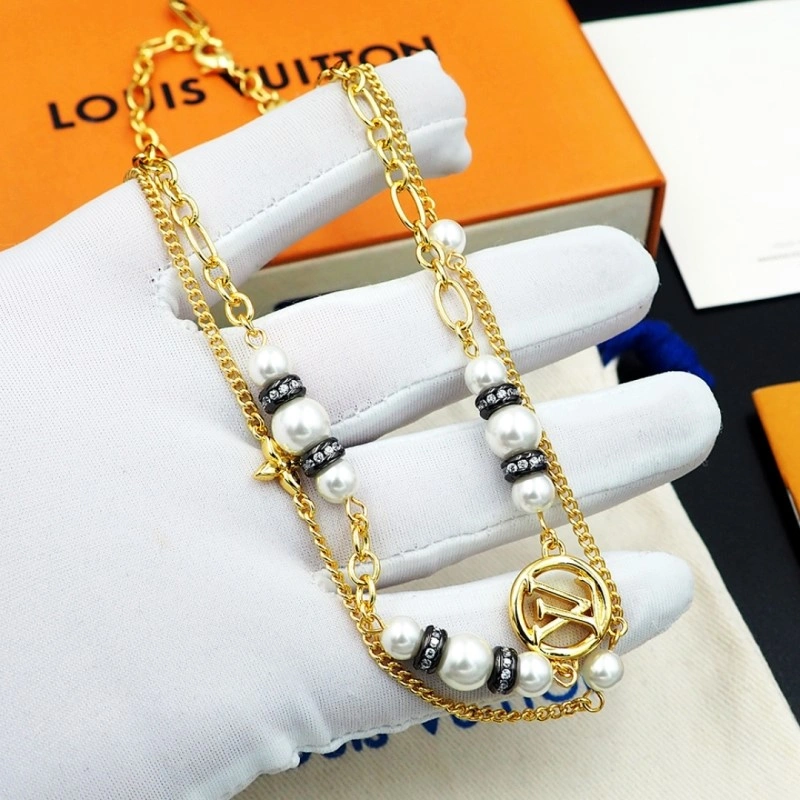 Louis Vuitton Necklaces Sophisticated 248392