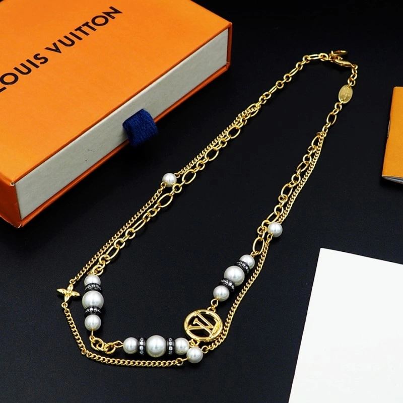 Louis Vuitton Necklaces Sophisticated 248392