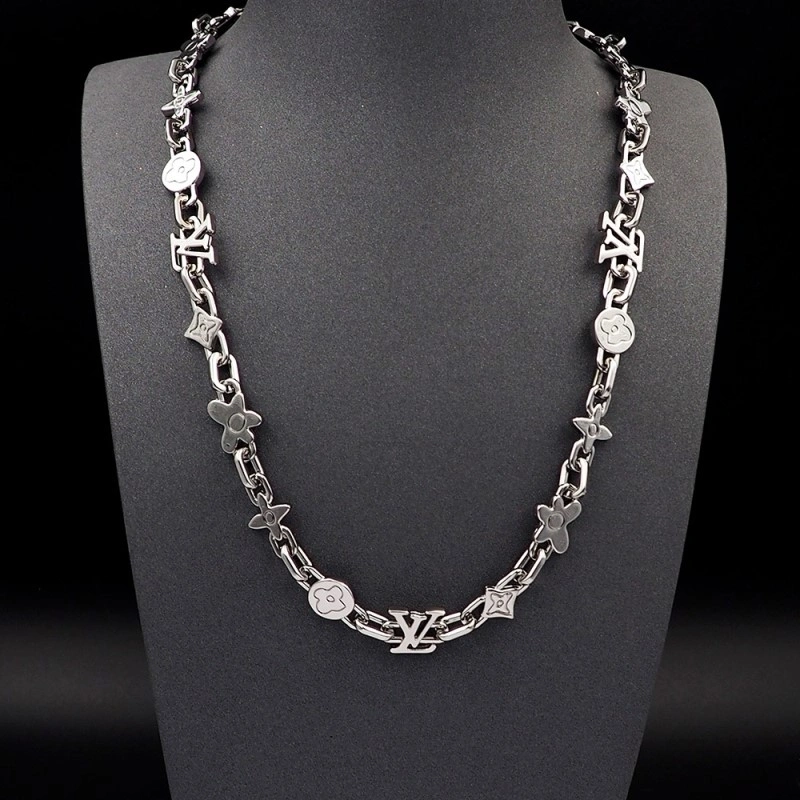 Louis Vuitton Necklaces Bold 247930