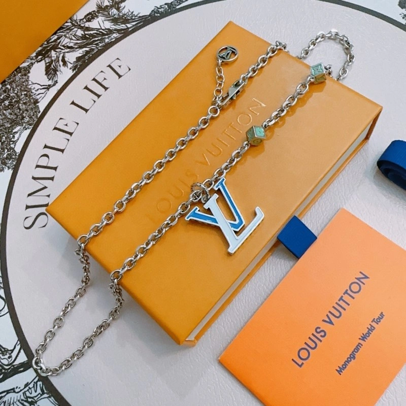 Louis Vuitton Necklaces Flexible 247925