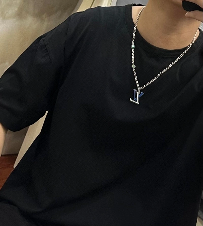 Louis Vuitton Necklaces Flexible 247925