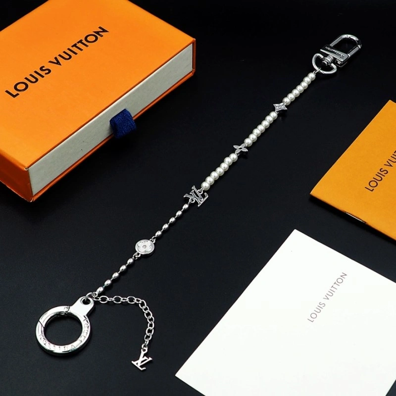 FreshLook Louis Vuitton Necklaces 247921