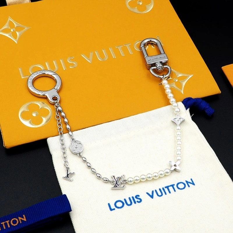 FreshLook Louis Vuitton Necklaces 247921