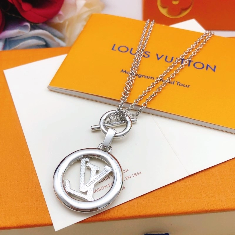 EyeCatching Louis Vuitton Necklaces 247907