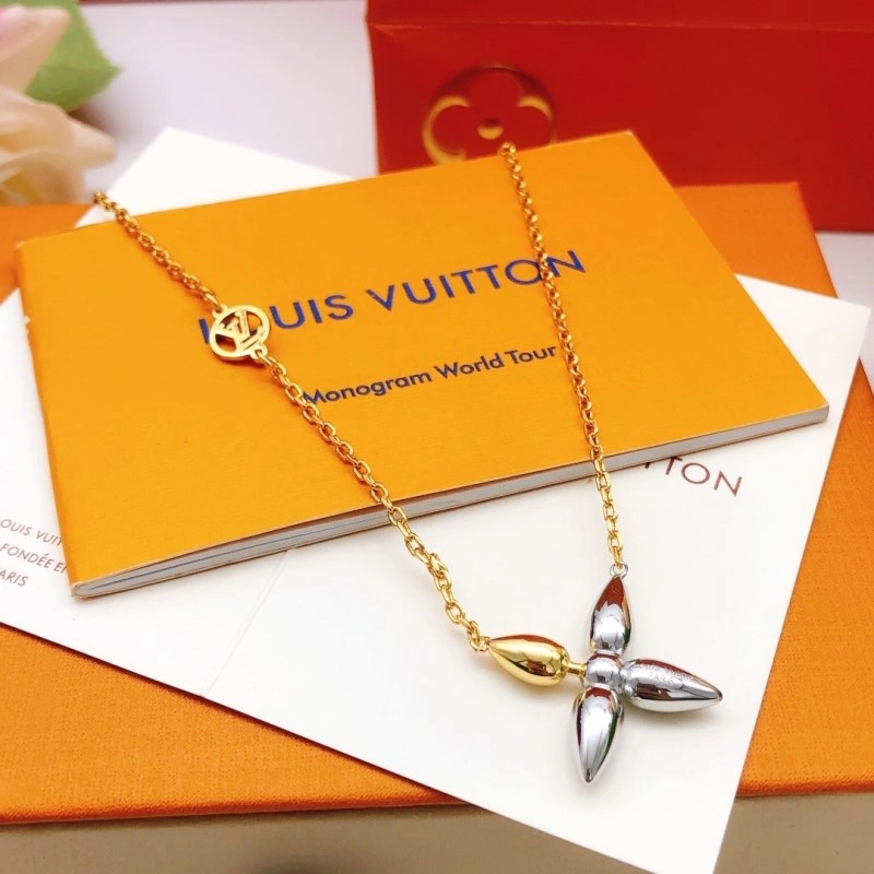 Louis Vuitton Necklaces Bold 247898