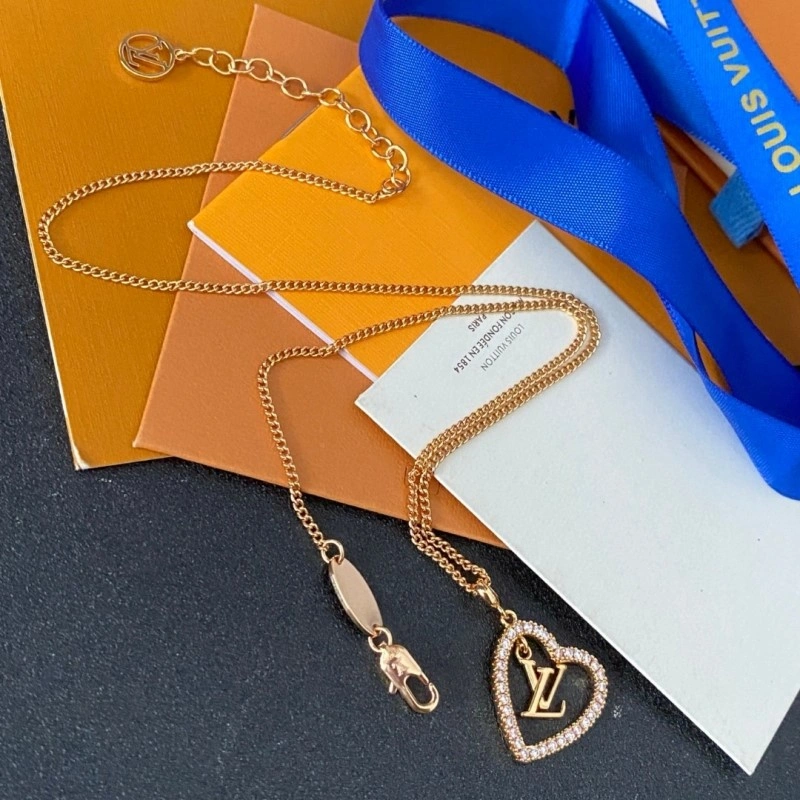 FashionForward Louis Vuitton Necklaces 247887