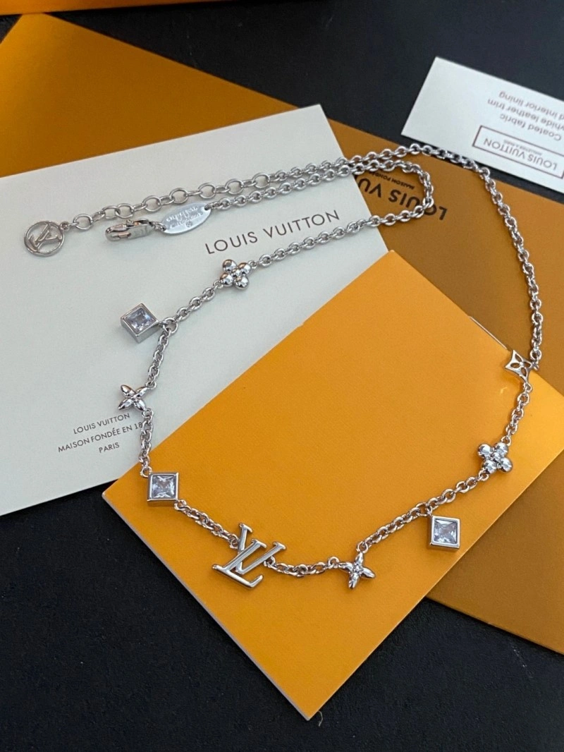 Louis Vuitton Necklaces Colorful 247891
