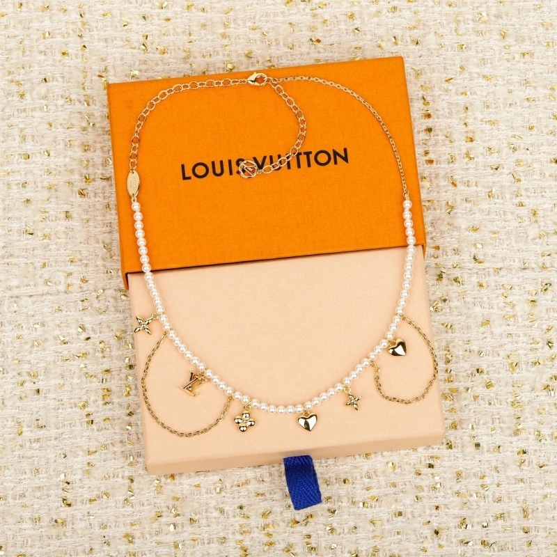 Louis Vuitton Necklaces TimelessDesign 247892