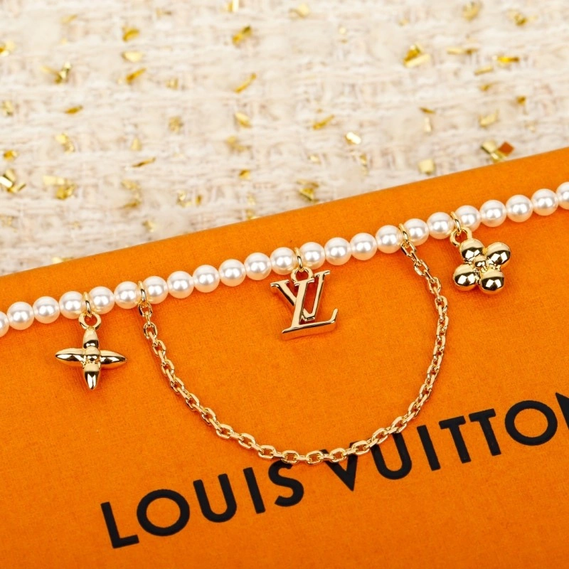 Louis Vuitton Necklaces TimelessDesign 247892