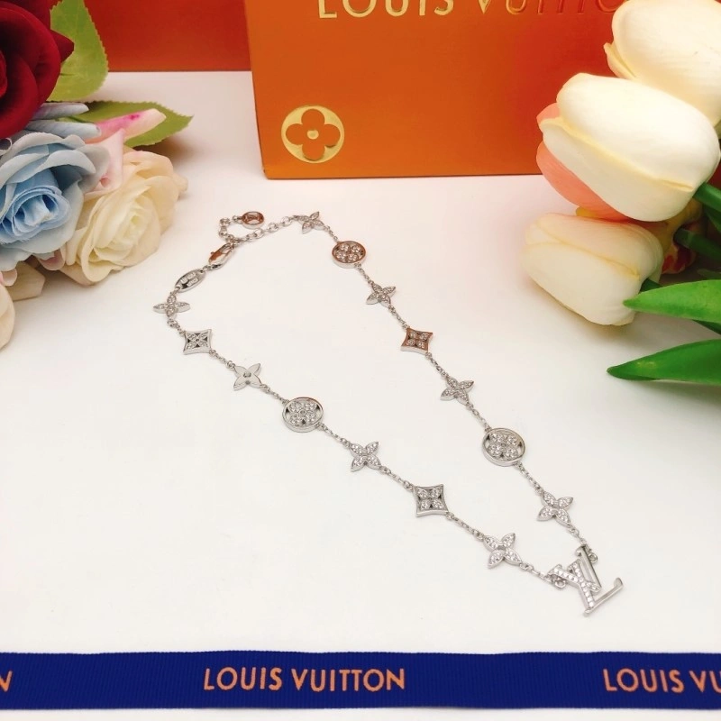 Louis Vuitton Necklaces Packable 247911