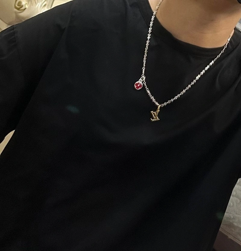 Louis Vuitton Necklaces EasyCare 247912