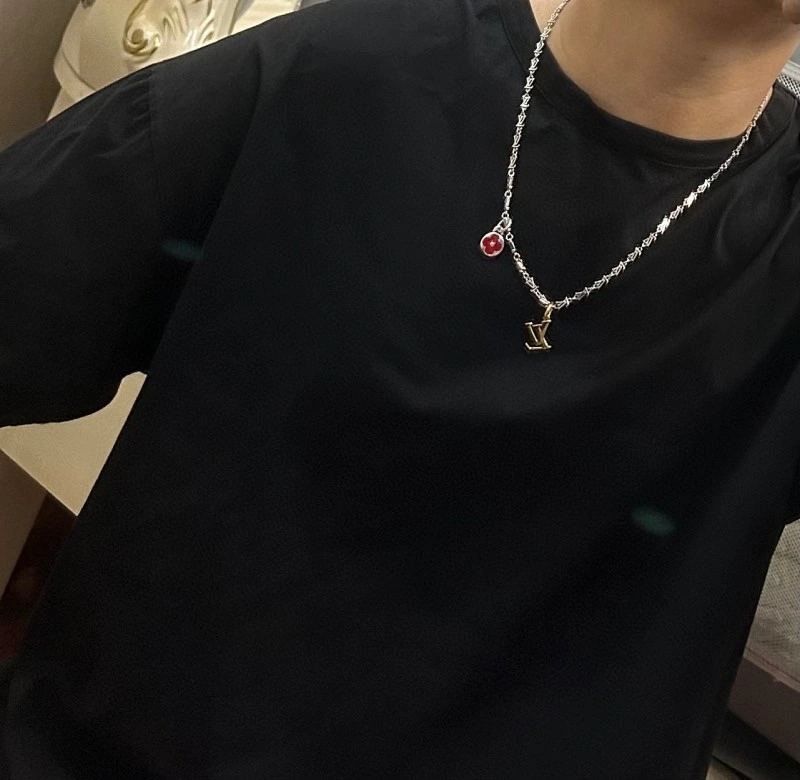 Louis Vuitton Necklaces EasyCare 247912