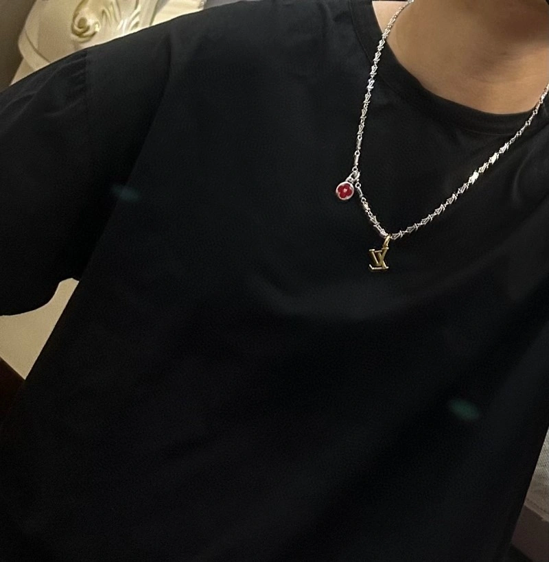 Louis Vuitton Necklaces EasyCare 247912