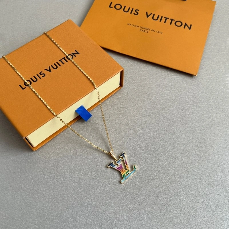 Louis Vuitton Necklaces SunProtective 247886