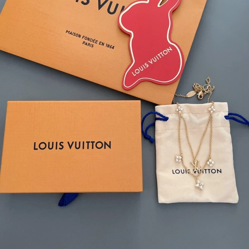 ModernLook Louis Vuitton Necklaces 247884