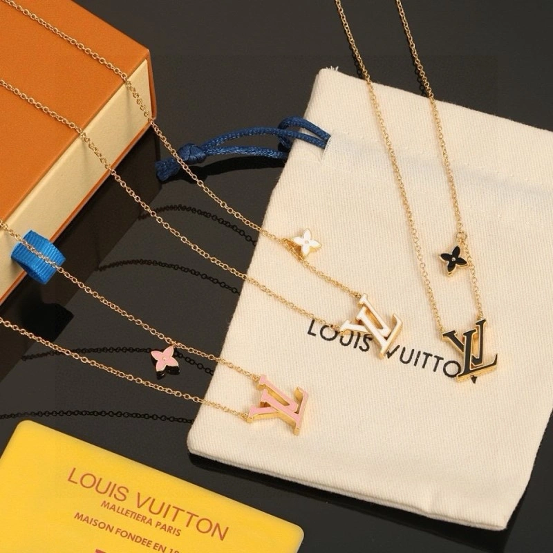 Durable Louis Vuitton Necklaces 247880