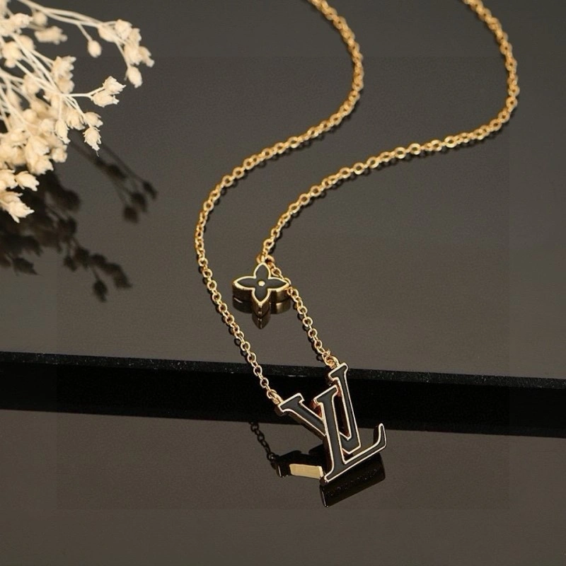 Durable Louis Vuitton Necklaces 247880