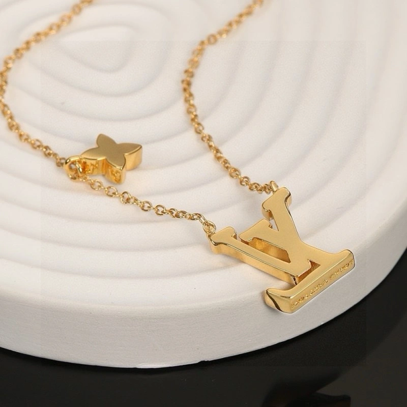Durable Louis Vuitton Necklaces 247880