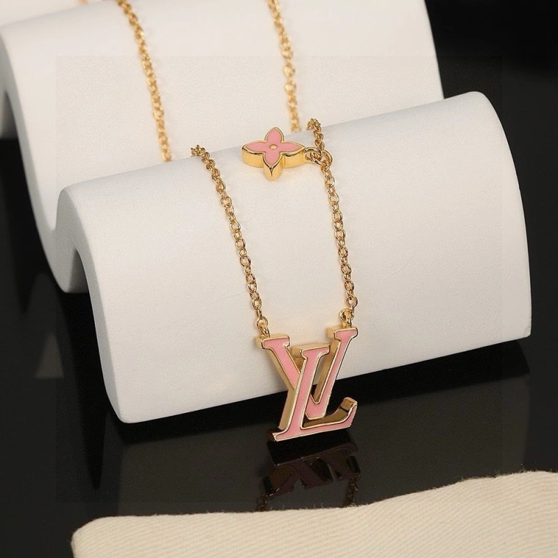 Durable Louis Vuitton Necklaces 247880
