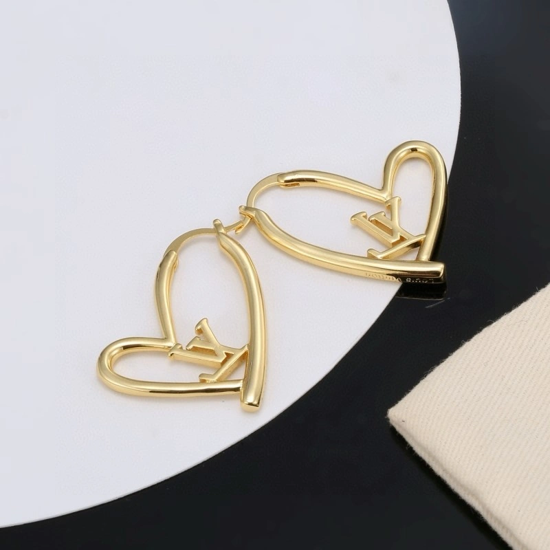 Louis Vuitton Necklaces DailyWear 247879