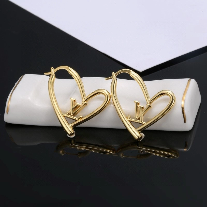 Louis Vuitton Necklaces DailyWear 247879