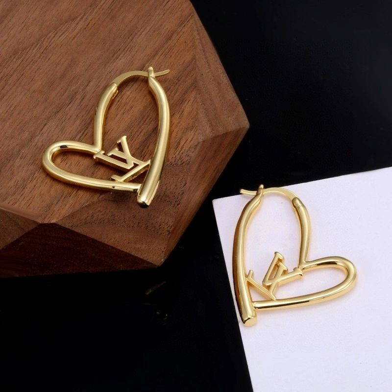 Louis Vuitton Necklaces DailyWear 247879