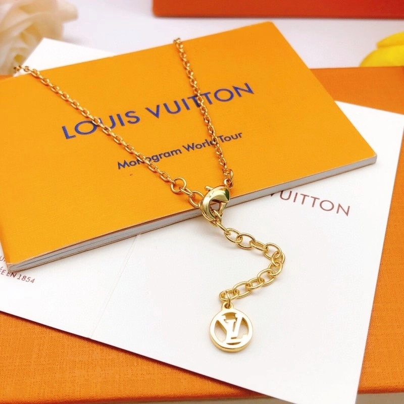 TravelReady Louis Vuitton Necklaces 247871