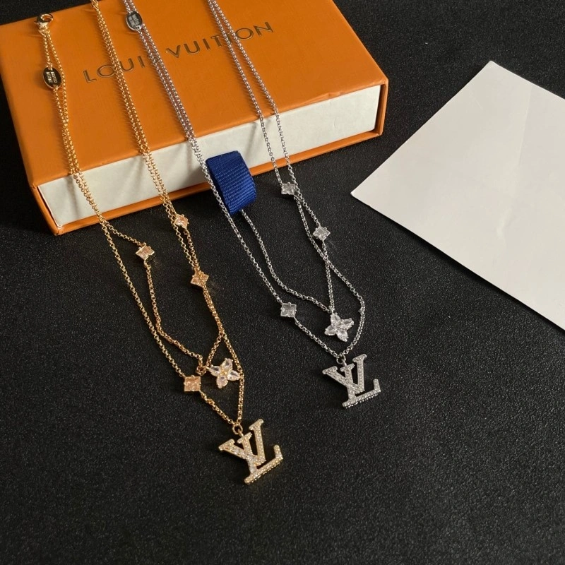 MultiPurpose Louis Vuitton Necklaces 247874