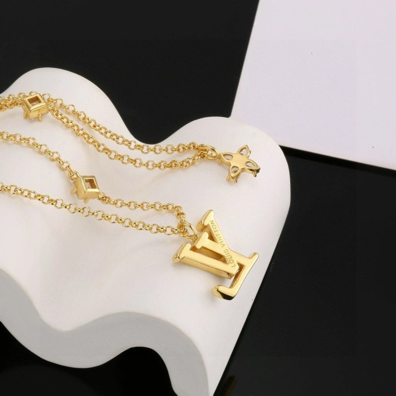 HighPerformance Louis Vuitton Necklaces 247870