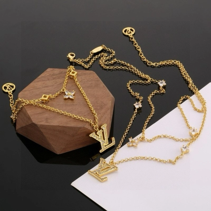 HighPerformance Louis Vuitton Necklaces 247870