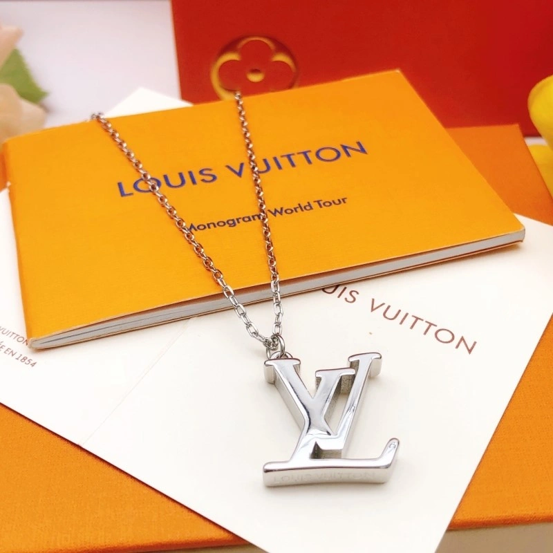 Unique Louis Vuitton Necklaces 247852