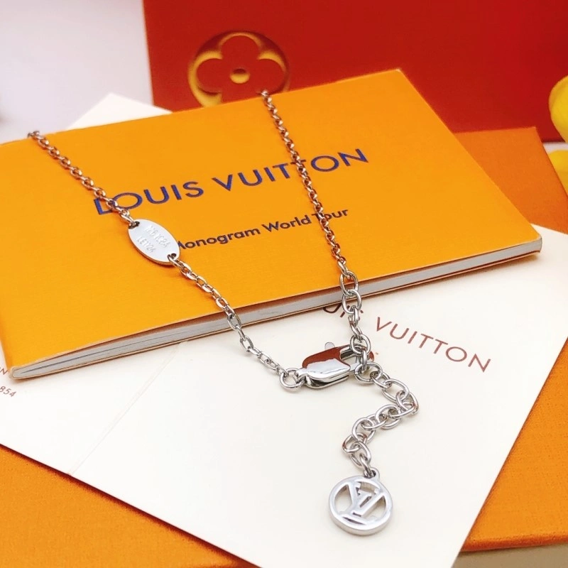 Unique Louis Vuitton Necklaces 247852