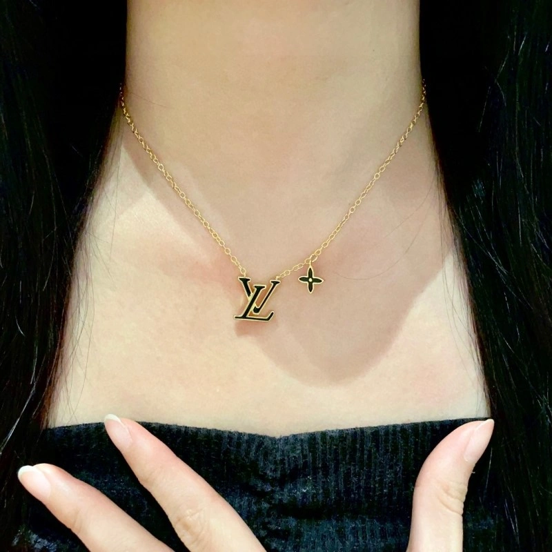 Practical Louis Vuitton Necklaces 247863