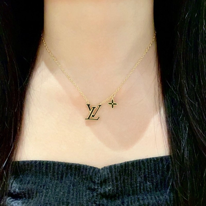 Practical Louis Vuitton Necklaces 247863