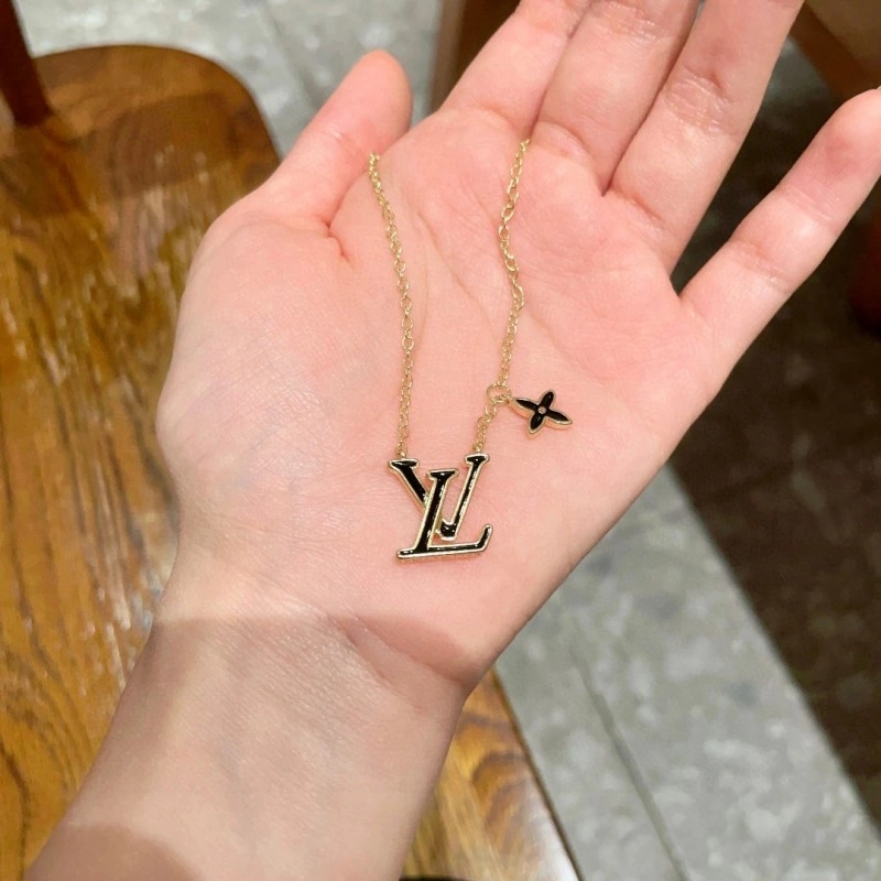 Practical Louis Vuitton Necklaces 247863