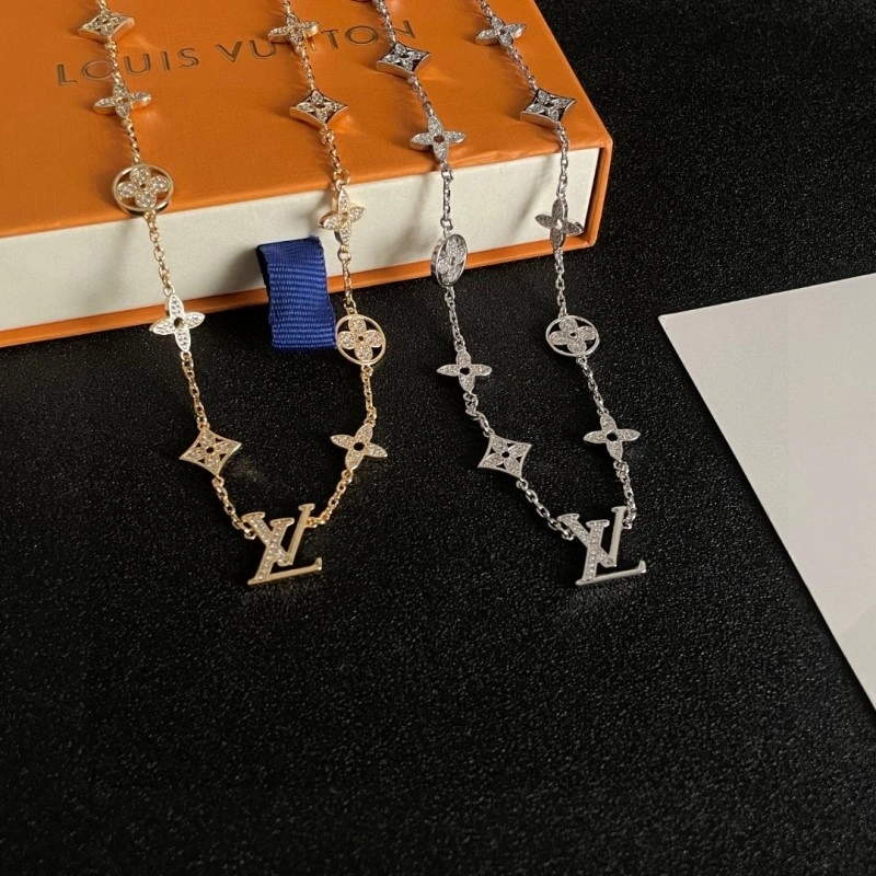 Louis Vuitton Necklaces Neat 247862