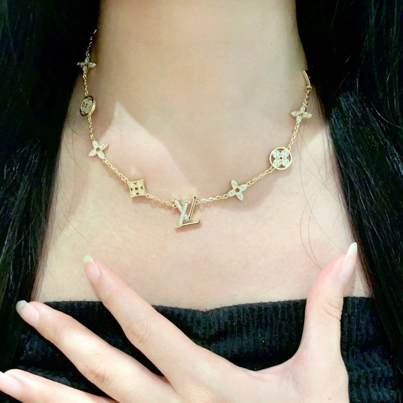 Louis Vuitton Necklaces Neat 247862