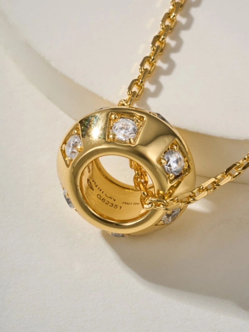 Sustainable Louis Vuitton Necklaces 247857