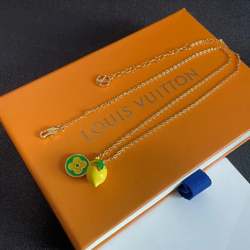 Louis Vuitton Necklaces WellDesigned 247845